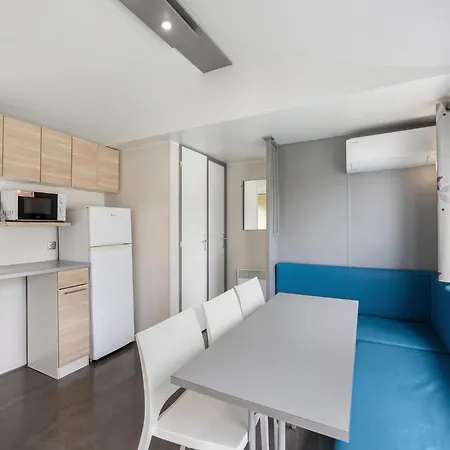 Prima By Interhome Holiday home Kolodeje nad Luznici